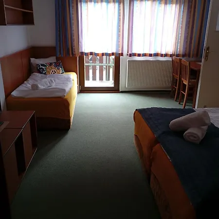 Mared Szálloda Unter-Polaun