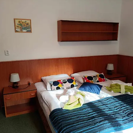 Mared Szálloda Unter-Polaun