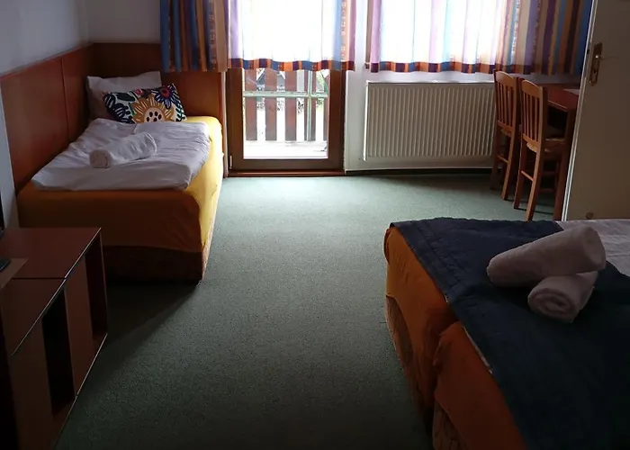 Mared Hotell Unter-Polaun