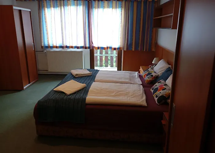 Mared Hotell Unter-Polaun